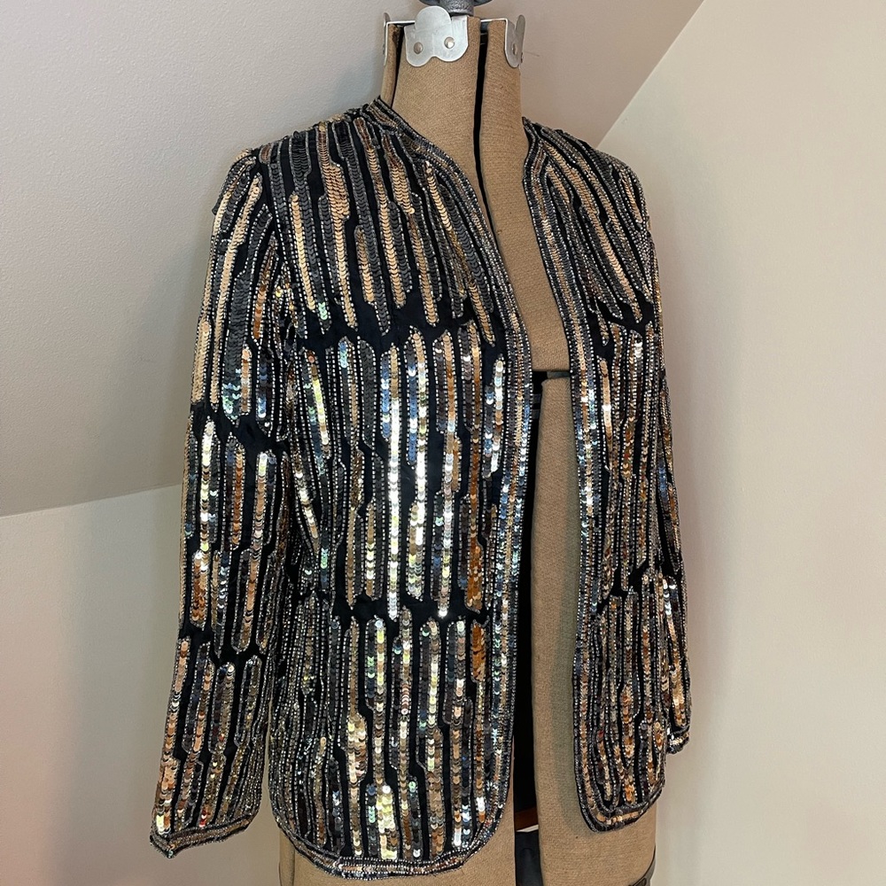 Vintage Sister Max 100% Silk Beaded Sequin Jacket Small NWT Hong Kong